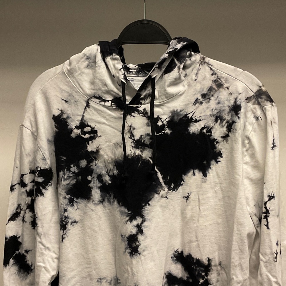 Men’s Express Tie-Dye Hoodie